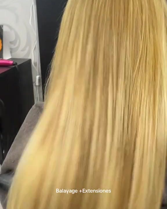 Melena larga con extensiones en Jenny de la Cruz Peluqueros